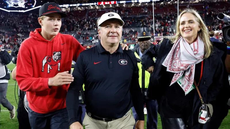 AP Top 25: Georgia Jumps Up To No. 1 After Win vs. Alabama; Texas, LSU, Oregon Drop