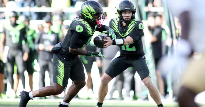 Big Ten: Officials spotted the ball incorrectly on Oregon's 2-point conversion attempt vs. UCLA