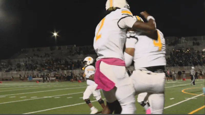 Vote for our Football Friday Night Play of the Week for Week 7!