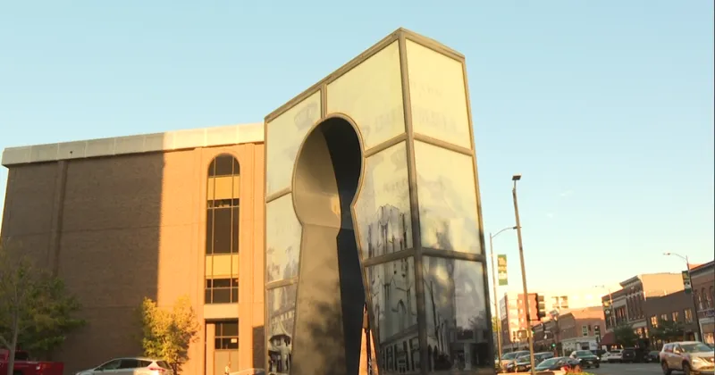Keys to the City sculpture set for first major restoration after 16 years