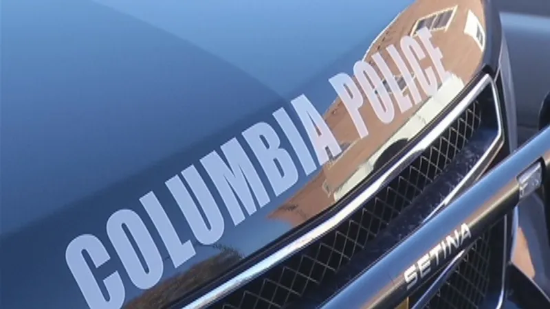 Eastbound I-70 in Columbia closed due to motorcycle crash