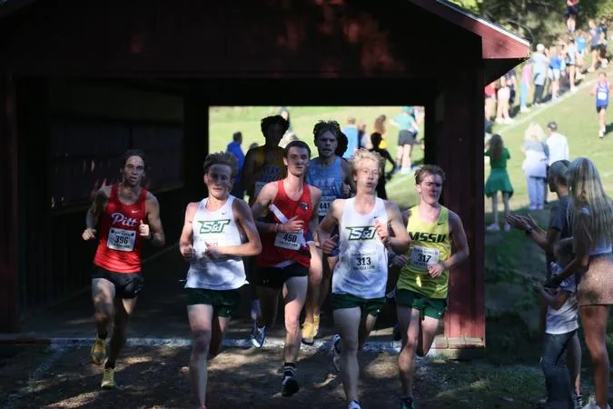 Cross Country Heads to Bradley Intercollegiate