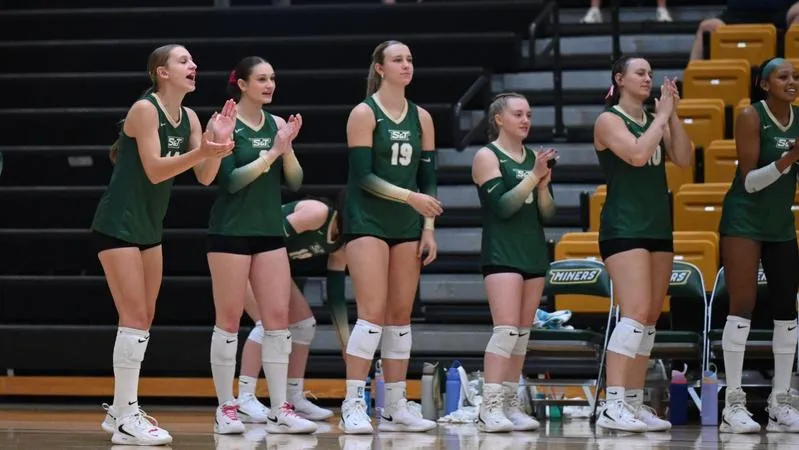 Miners Prepare for Trio of Matches at Midwest Region Crossover