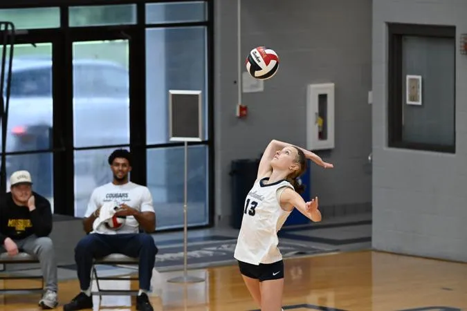 Cougars Sweep Mustangs, Extend Win Streak to 11