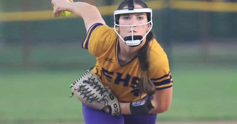 Chrystal Hall powers Eureka over Marquette and into district final with one-hitter
