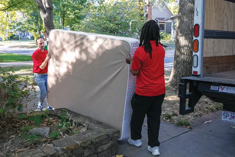 Mission Junk Removal operating, looking to expand