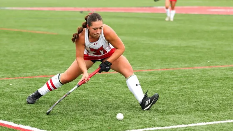 Belmont Abbey Sneaks Past Saints Field Hockey