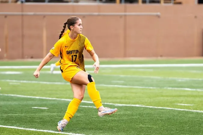 Soccer rallies past UNK 3-2 as Knisley breaks career assists record