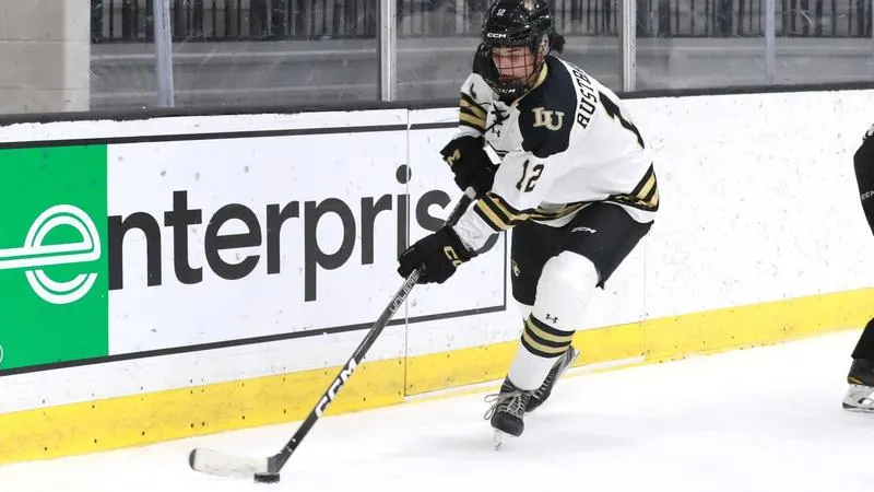 Women's Hockey Falls Short At #5 Penn State