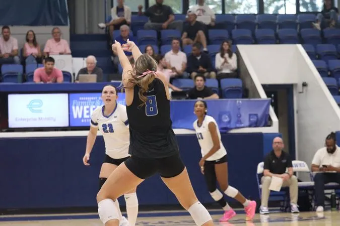 Hawks Wins Pair at Midwest Region Crossover