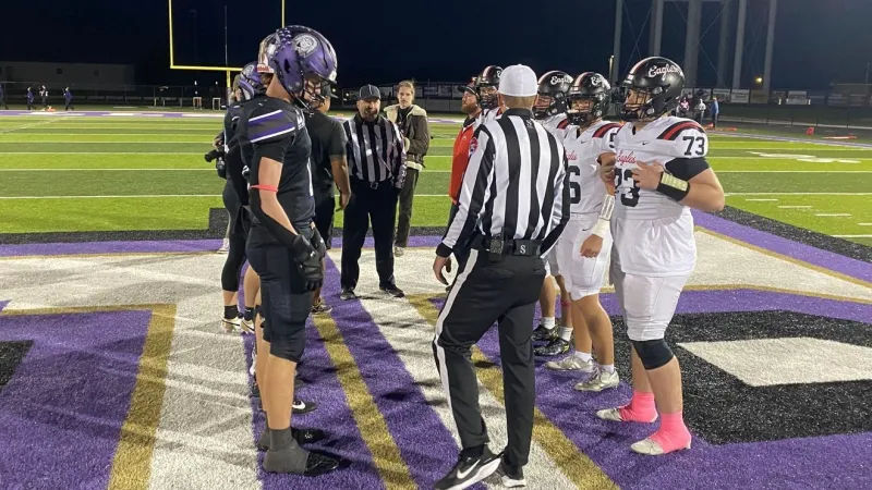 FFN: Hallsville outlasts Southern Boone to claim top district seed