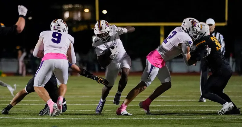 Injury bug strikes Hickman in crosstown loss to Rock Bridge