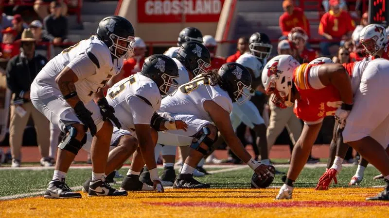 Football falls in 45-42 heartbreaker at Pitt State