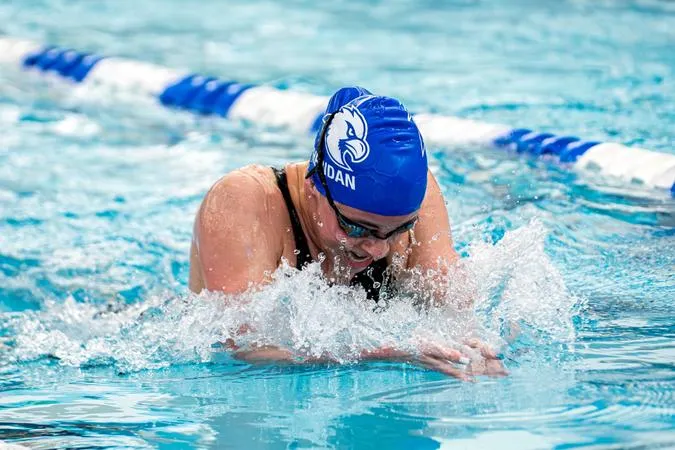 Sheridan, Moore Earn Event Wins as Hawks Fall in Saint Louis