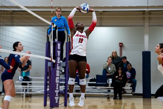 Frazier Tabbed GLVC Setter of the Week