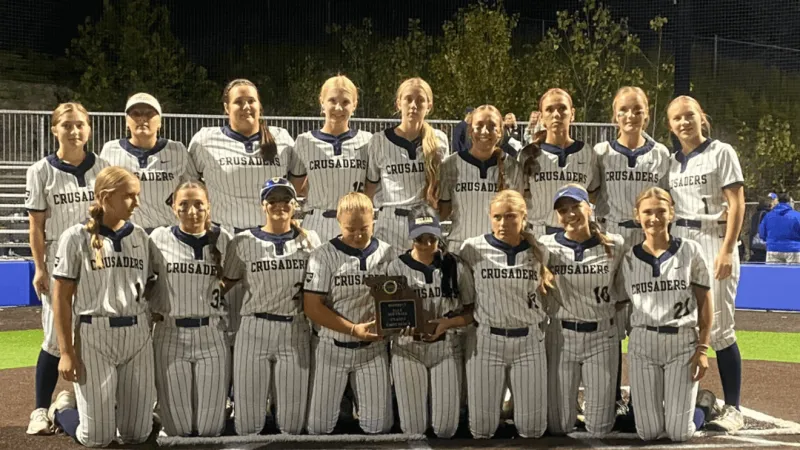 Helias Softball wins fourth district title in five seasons