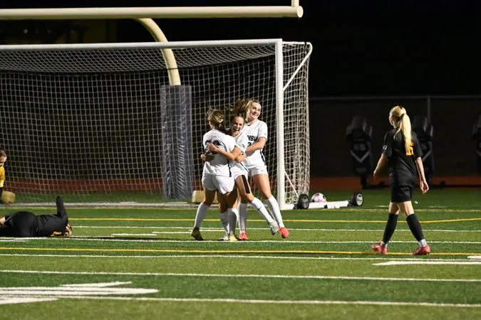 Cougars Top Stars, Pardalos Breaks Season Records