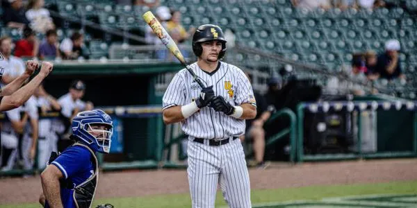 Veterans lift Southern Miss past Georgia State 7-6 in Sun Belt opener