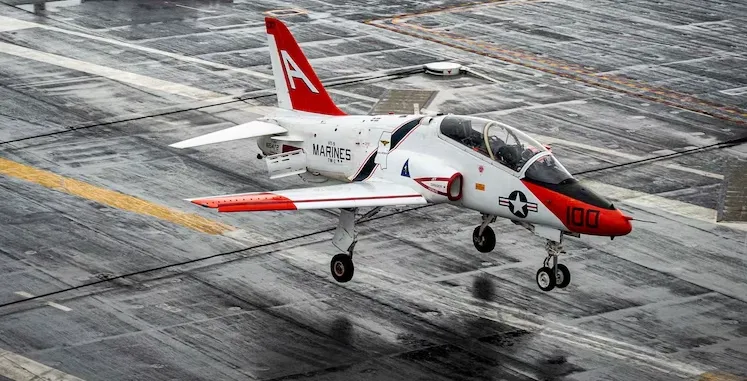 2 safely ejected from military jet that crashed in Noxubee County