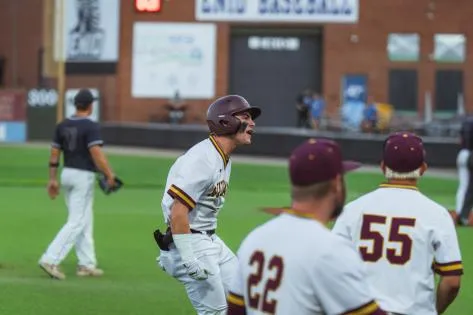 Beddoe's blast caps No. 2 Pearl River's comeback against No. 3 Madison