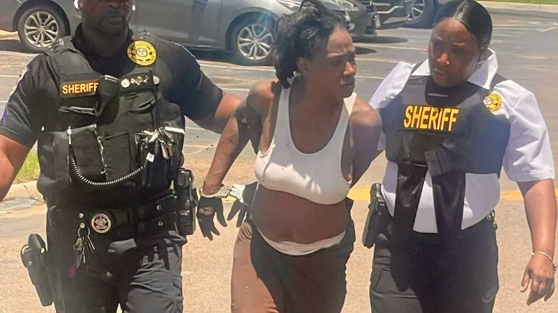 Hinds County detainee back in custody after escaping deputy's vehicle