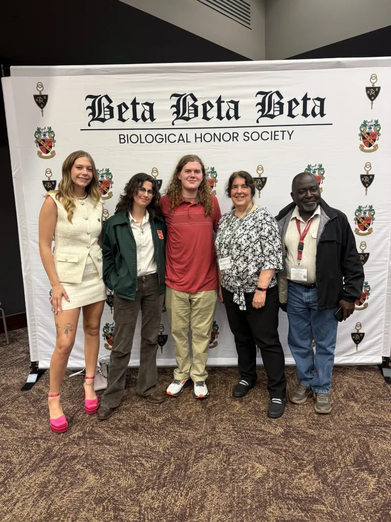 Delta State students and faculty present research at national TriBeta conference