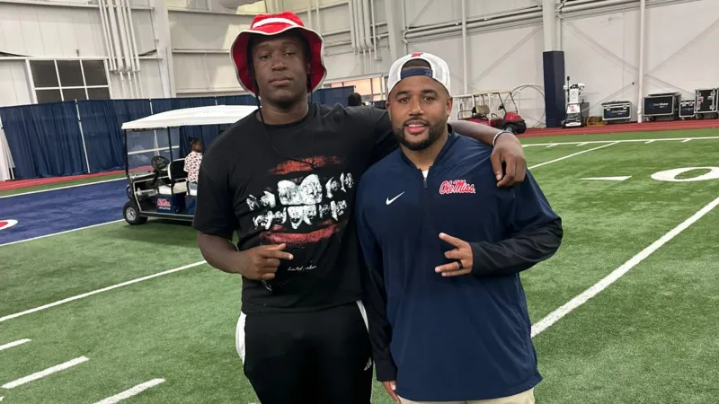 4-star Mississippi HS football recruit flips back to Ole Miss after brief Colorado commitment