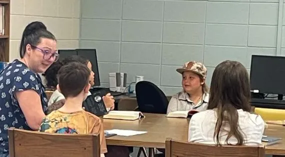 KIDS BOOK CLUB