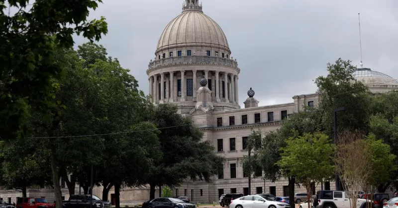 A new law could create a list of immigrants illegally living in Mississippi