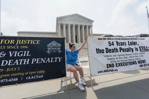 Supreme Court rules constitutional privacy protections apply to cellphone users location history