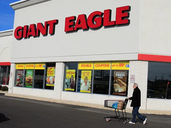 Kroger buying regional grocer and pharmacy retailer Giant Eagle in deal valued at $1.65 billion