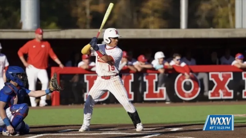 Biloxi Baseball's Adam Rugg receives Ochsner Rush Health Athlete of the Year Award