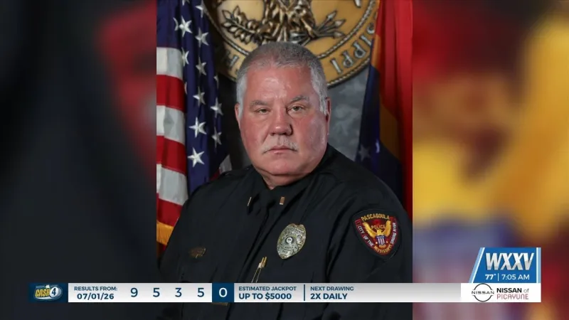 Pascagoula Police Lt. Darren Versiga retiring from department after 29 years