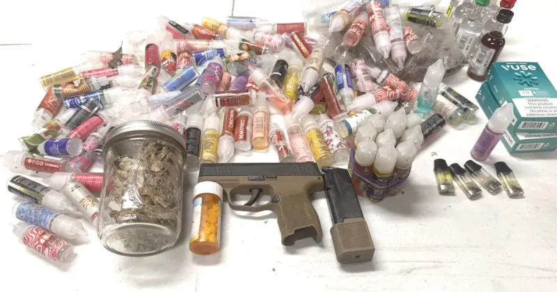Accused 'Cob' dealer shucked