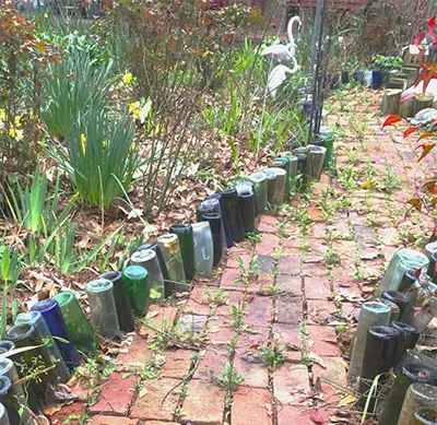 Many different kind of paths can fit your garden