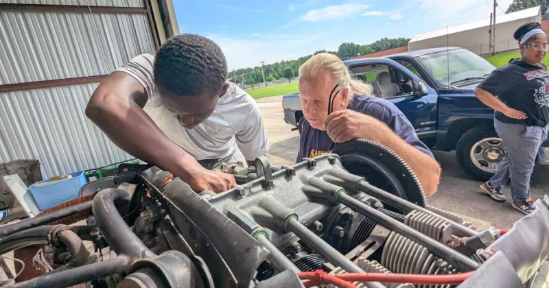 Aberdeen Aviation Academy hosts its inaugural summer camp
