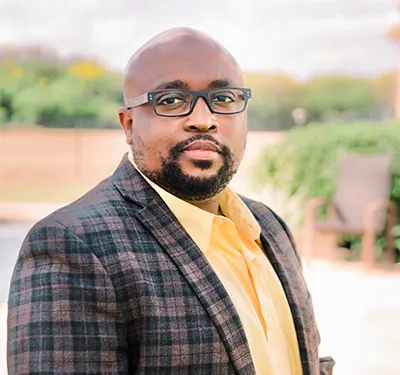 Vardaman native Spencer receives Texas honor