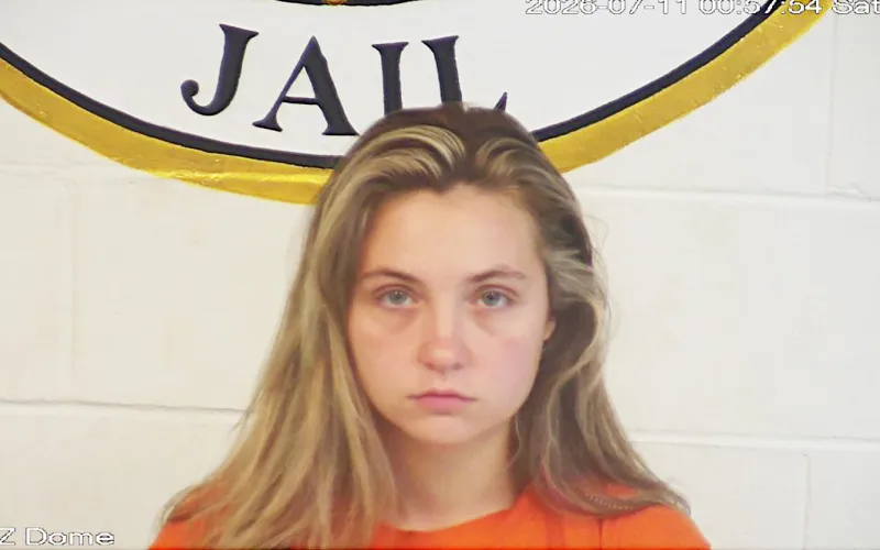 Foxworth woman arrested for statutory rape