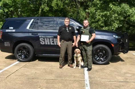 Edwards, K-9 Colbi complete training