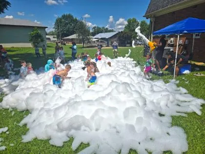 Choctaw County Library caps Summer Reading Program with prizes, foam party