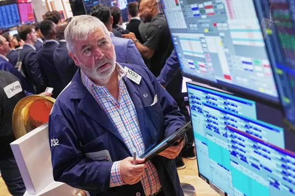 Wall Street drifts as AI stocks hold steadier after last week's losses
