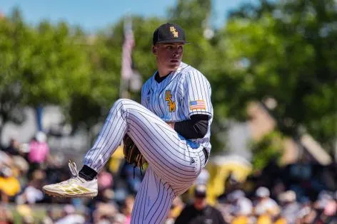 Colby Allen signs with Tampa Bay Rays