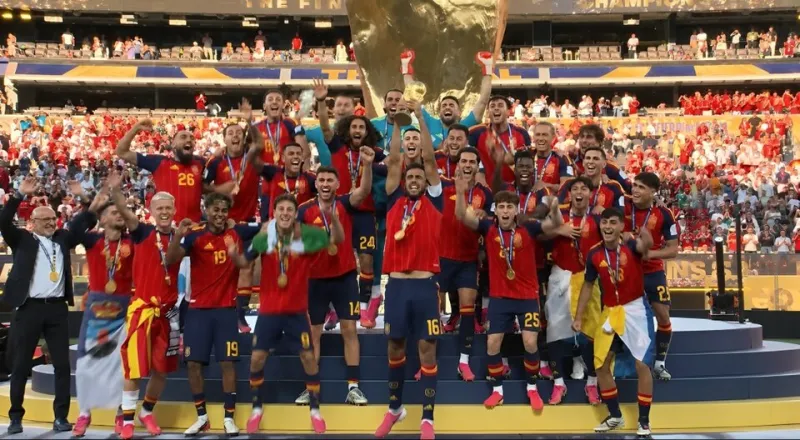 High Fives and Nose Dives: FIFA World Cup....and Back to School???