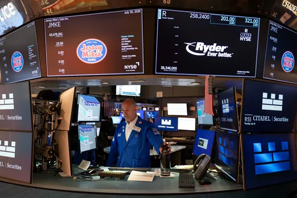 US stocks rise to finish a wild July as Amazon soars, Apple sinks and inflation worries worsen