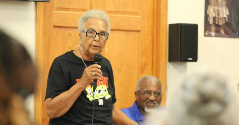 Town hall meeting addresses redistricting maps