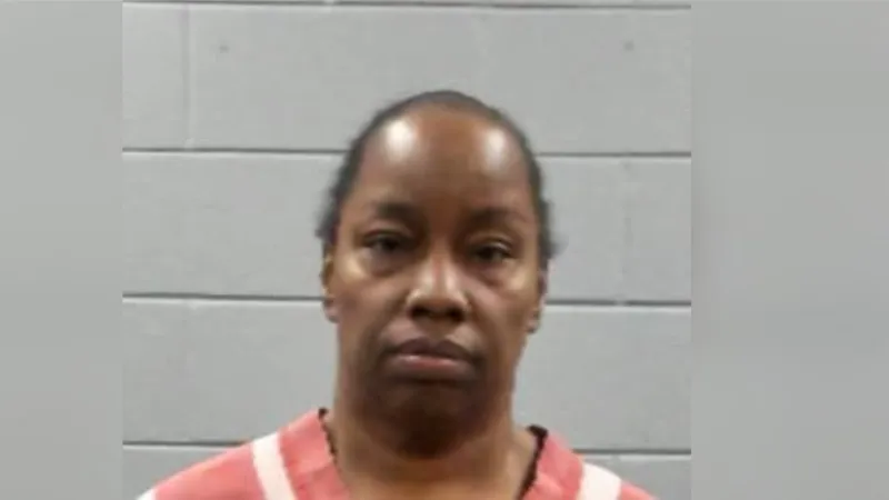 Pearl Woman arrested for allegedly giving drugs to prisoner