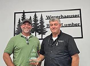 Weyerhaeuser leaders earn honors