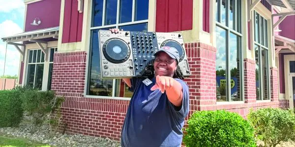 Zaxby's Largest Franchisee Promotes Hattiesburg Cook to Chief Vibe Officer Following Viral Back-to-School Video