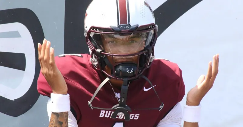 Cousins Trey King, Kam Ray team up to lead New Albany passing game