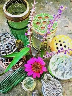 Finding calm with flower frogs